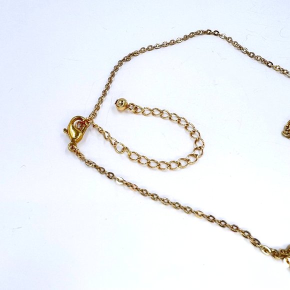 NWOT - Belk - Seed Bead Encrusted Leprechaun & Shamrock Gold Tone Necklace - Picture 6 of 8